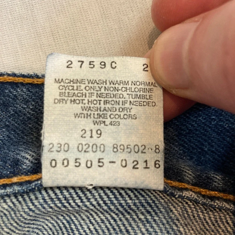 Vintage Levis 505 Men 34x30 (Fit 32x29) Regular Fit Straight Med Wash Y2K 2000